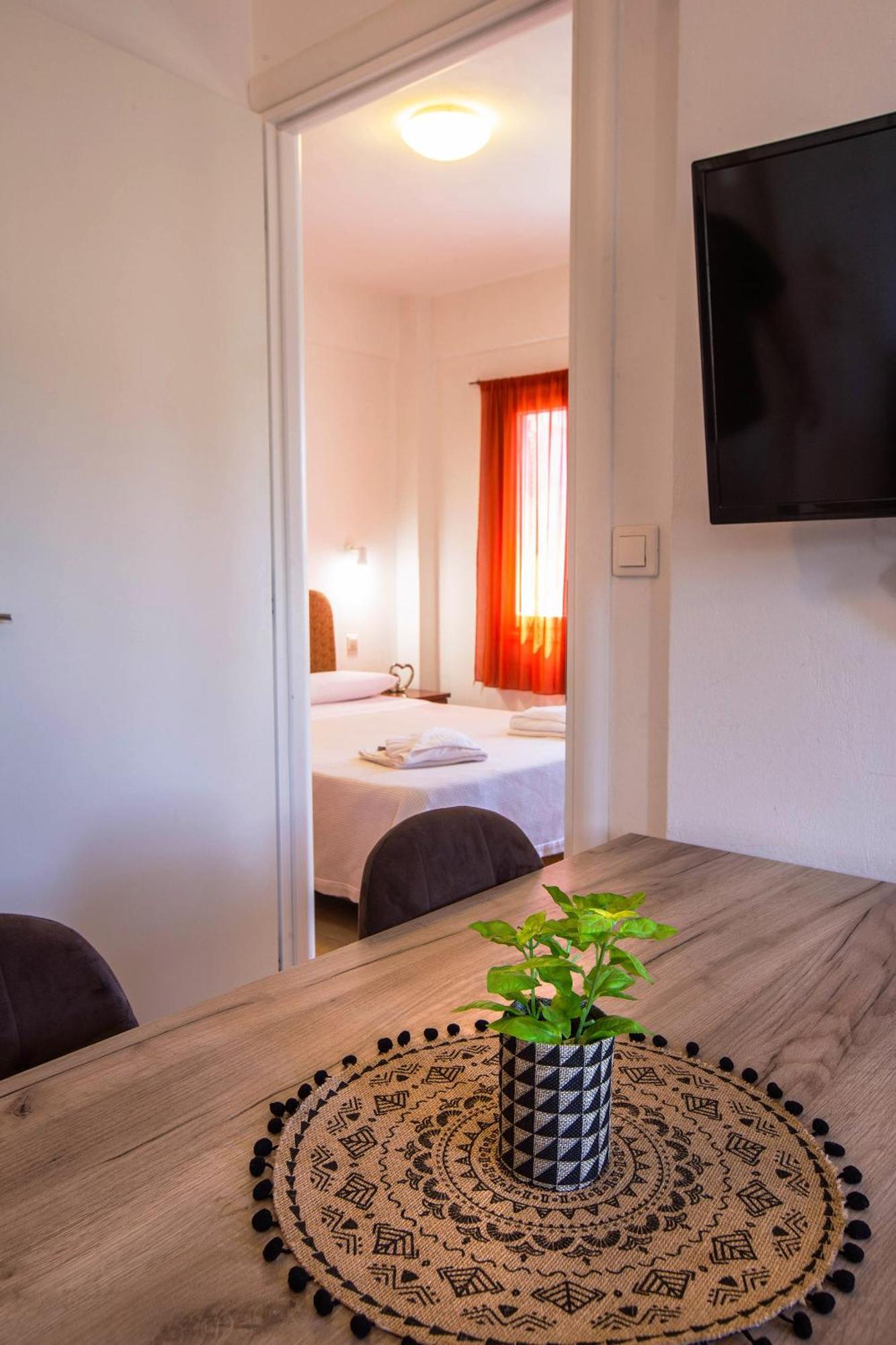 Romanos Beach Villas Eksteriør billede