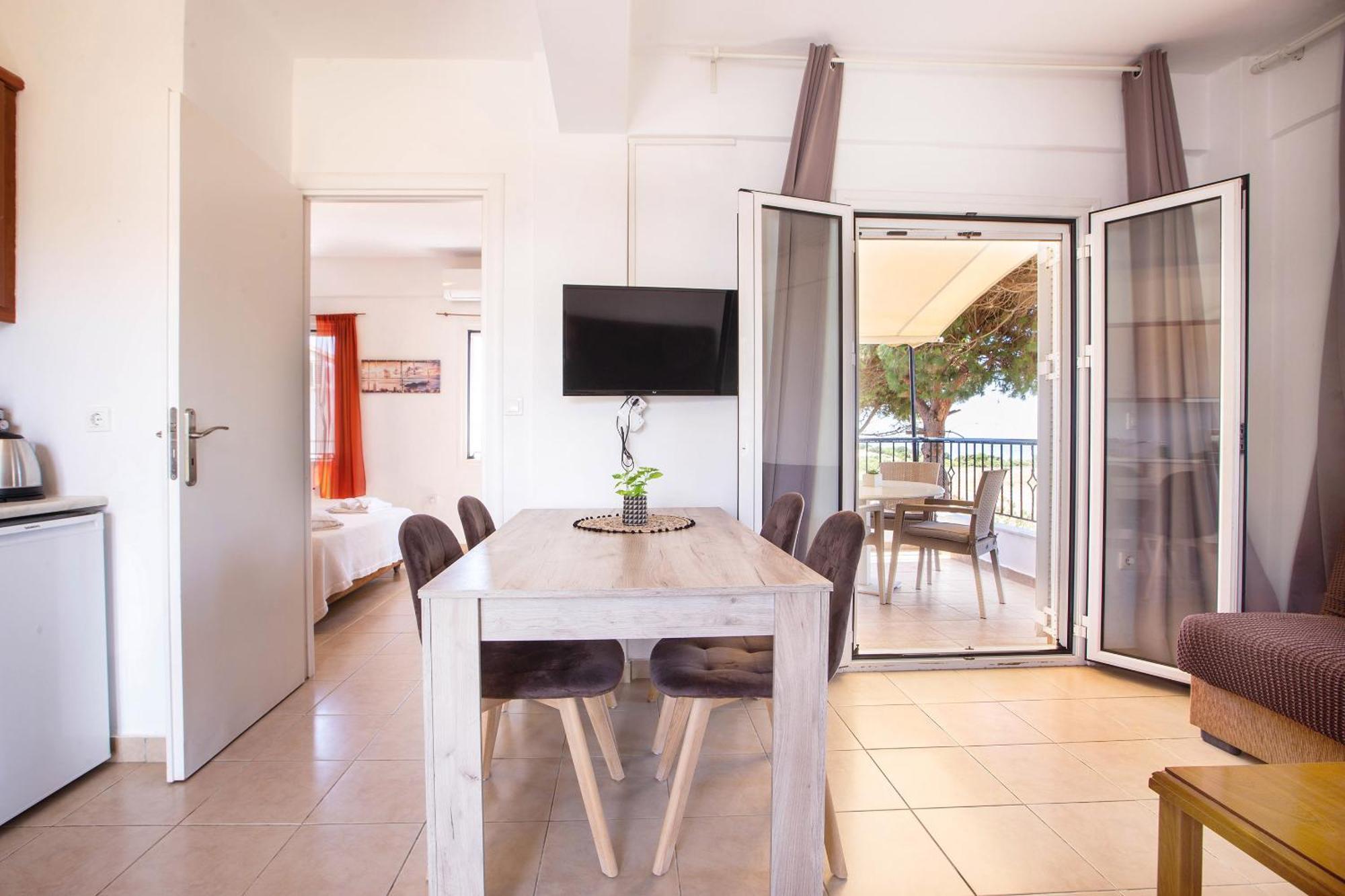 Romanos Beach Villas Eksteriør billede