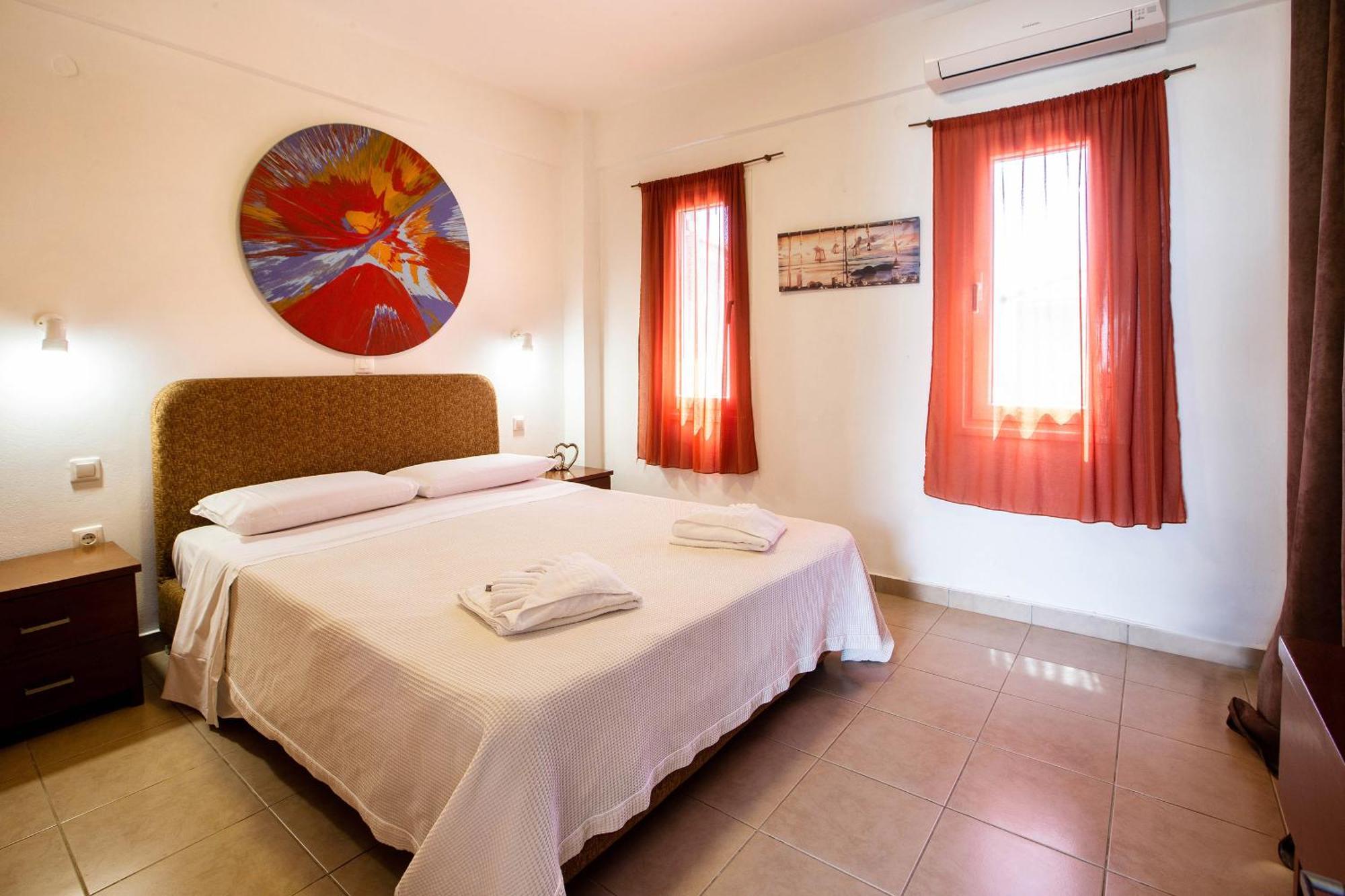 Romanos Beach Villas Eksteriør billede