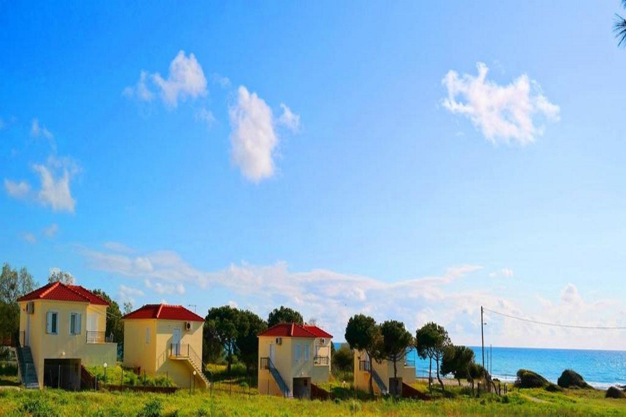 Romanos Beach Villas Eksteriør billede